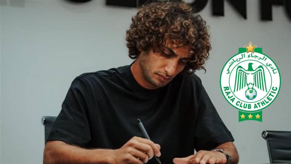 رسميا/ الرجاء يعلن فسخ عقد المصري عمرو وردة