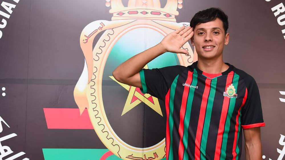 رسميا/ الجيش الملكي يعلن تعاقده مع اللاعب زكرياء الهبطي