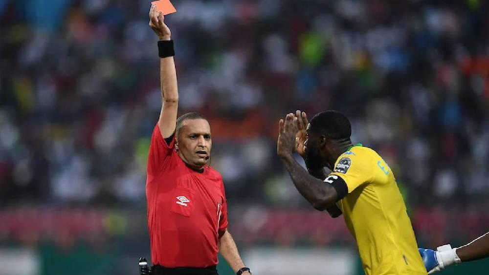 رضوان جيد يقود "كلاسيكو" الرجاء والجيش والفارق في غرفة "الفار"