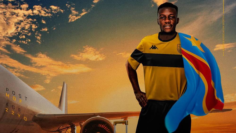 رسميا/ المغرب الفاسي يعلن ضمه للكونغولي كريستيان نسوندي قادما من الدفاع الحسني الجديدي