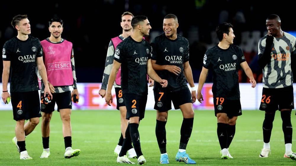 حكيمي: "مبابي لاعب كبير ويستحق إحراز الكرة الذهبية هذه السنة"