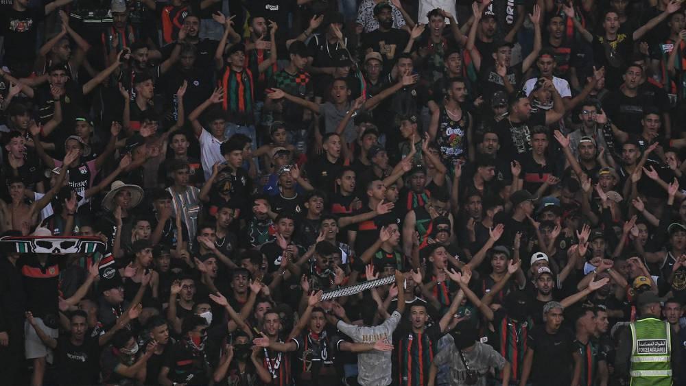 الجيش الملكي يُعلن طرح تذاكر مباراة النجم الساحلي انطلاقاً من يوم غد الأربعاء ويُحدّد أثمنتها في 30 و100 درهم