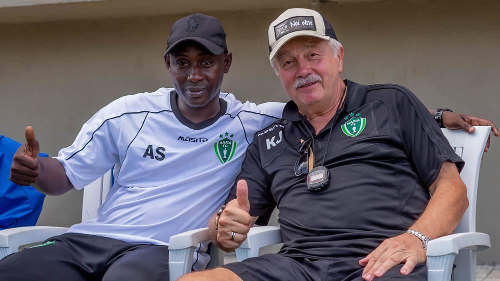 مدرب حافيا كوناكري: "فريقنا يفتقد للتنافسية على عكس الوداد ونستعد لمواجهة الإياب بكل جدية"