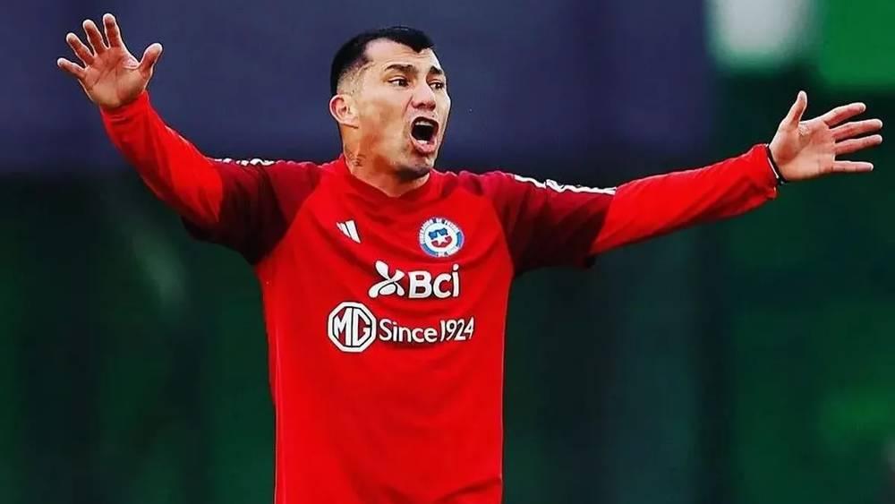 ميديل عن عدم تنظيم تشيلي لمونديال 2030: "آمل أن يمنحونا كأس العالم تحت 20 سنة لأنهم لم يعطونا أي شيء أبدًا"