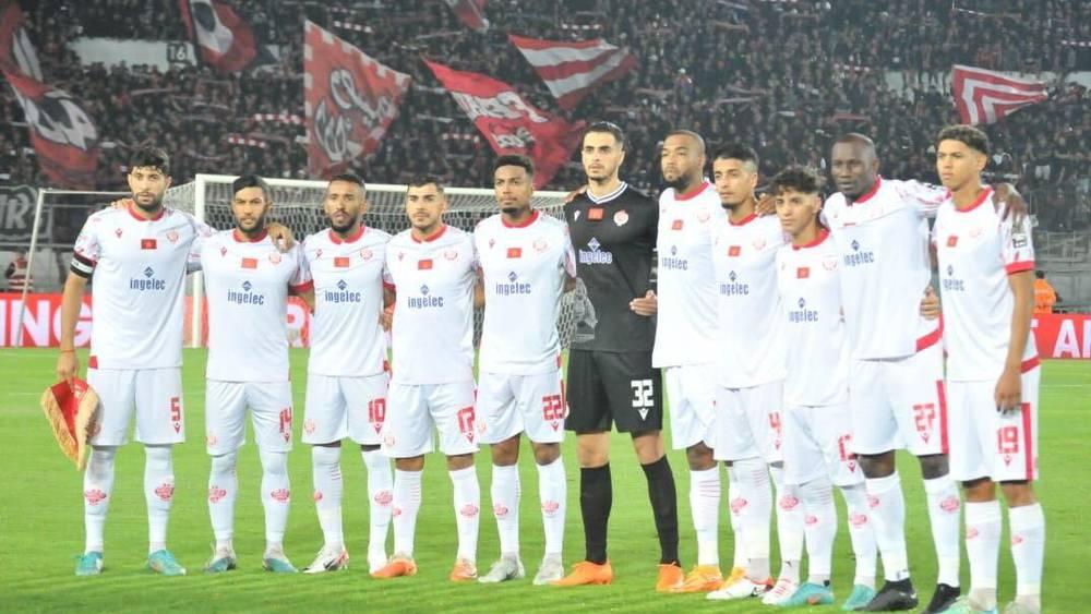 فيكتور أيزيغيه (لاعب إنييمبا ونيجيريا السابق): "الوداد يملك شعبية كبيرة ونحن أيضا لدينا جماهير ستدفعنا للأمام وخوض المباراة على أرضنا بكل قوة"