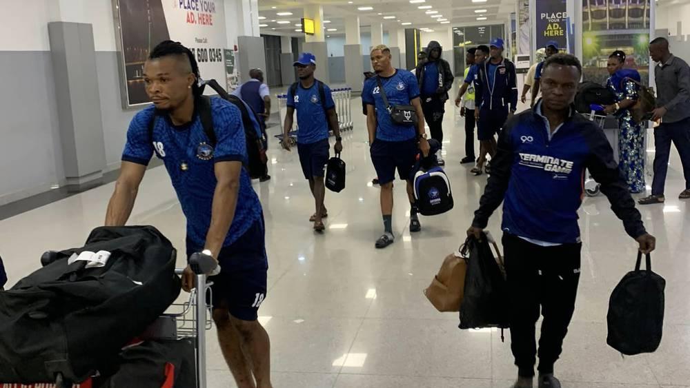 الكاف في طريقه نحو تأجيل مباراة الوداد وإنييمبا والفريق النيجيري يؤكد فشله في استصدار تصريح هبوط طائرته بالمغرب