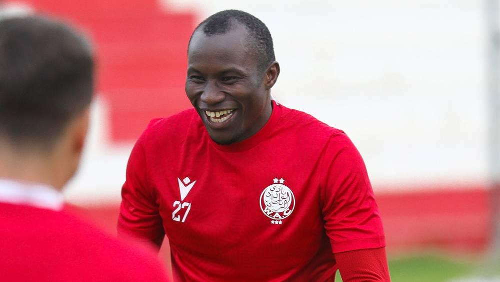 رمزي يكشف قائمة الوداد المستدعاة لمواجهة إنييمبا.. صامبو يسجل عودته وزولا يواصل الغياب