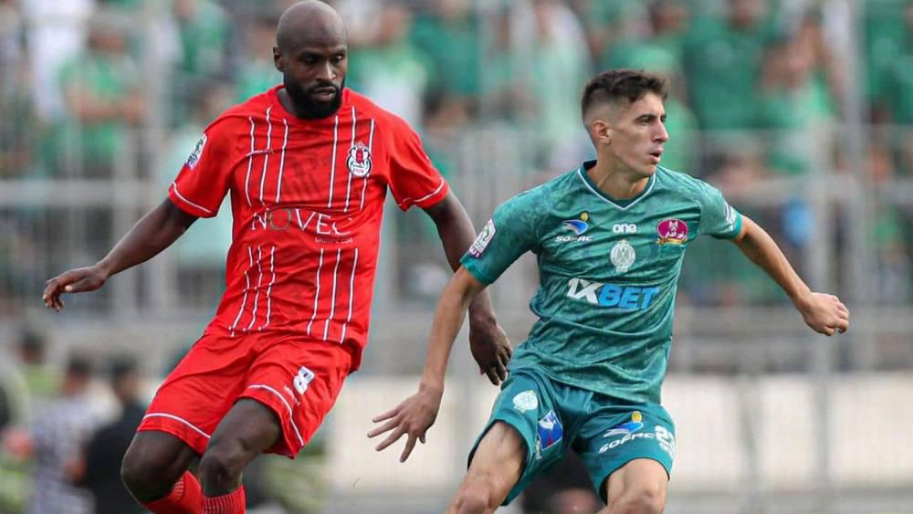 تأجيل مباراة الرجاء والفتح إلى يوم الإثنين انطلاقا من الخامسة مساء لتزامنها مع نهائي الدوري الأفريقي بين الوداد وسان داونز