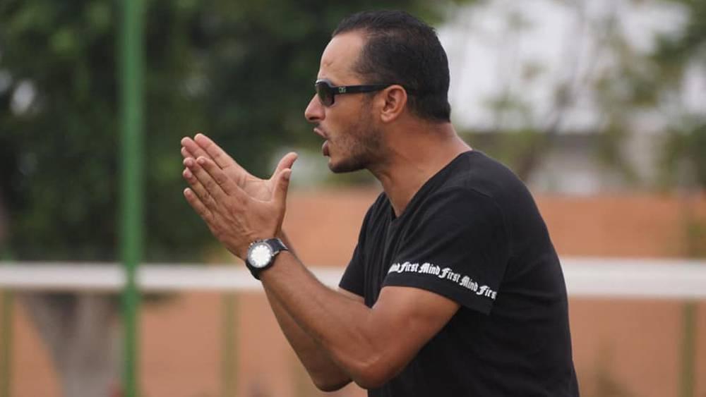 بونبات لـ"البطولة": "أداء لاعبي الوداد أمام سان داونز كان كارثيا والنهج التكتيكي لرمزي ضيع علينا كأسا كانت في المتناول"