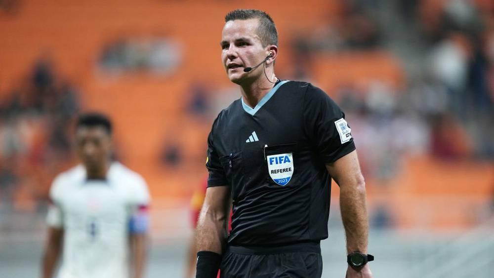 مونديال تحت 17 سنة/ الحكم الدنماركي "مورتن كروغ" يقود مواجهة المغرب وإندونيسيا