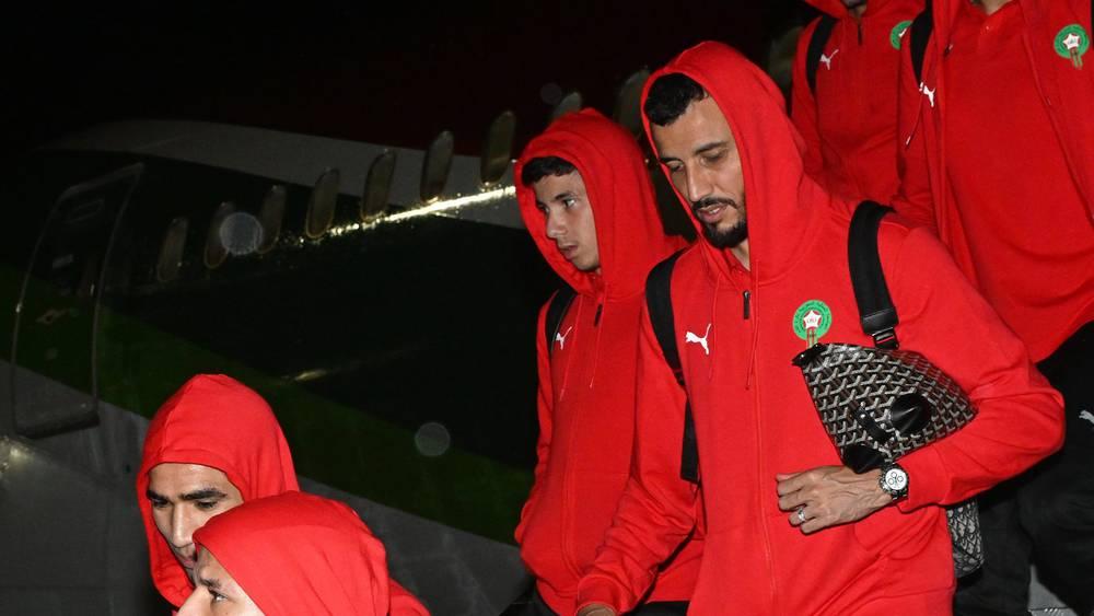 بعثة المنتخب المغربي تحط رحالها بتنزانيا في أولى ساعات اليوم السبت