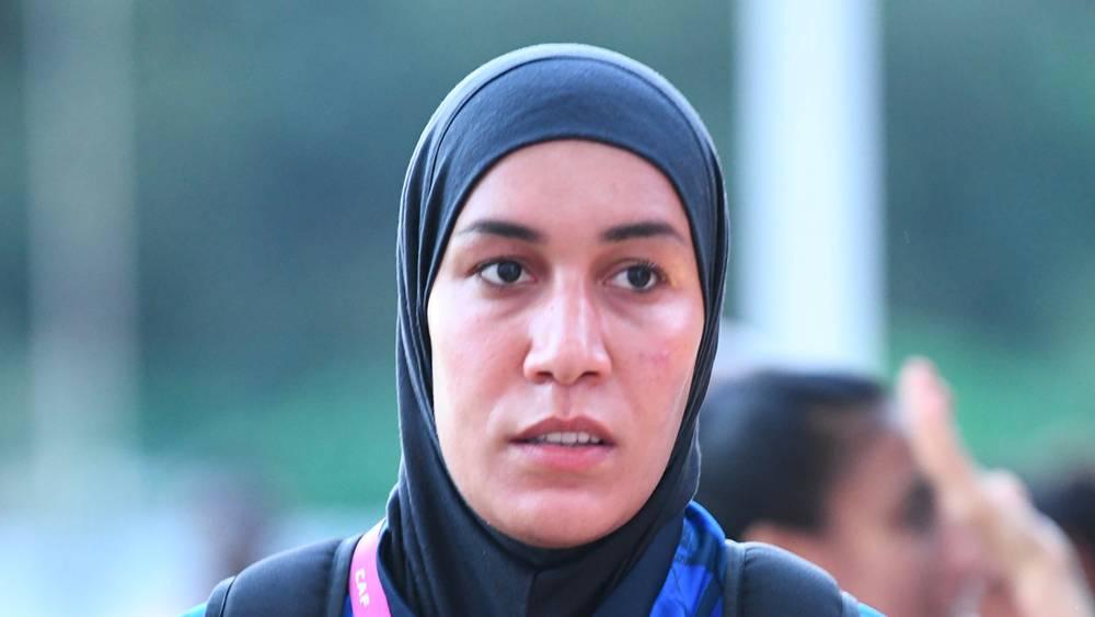 بنزينة (لاعبة الجيش الملكي للسيدات) لـ"البطولة": "كنا نسعى للحفاظ على اللقب لكن هذه ليست النهاية.. شرفٌ كبير أن نُشارك في دوري الأبطال للمرة الثالثة توالياً"