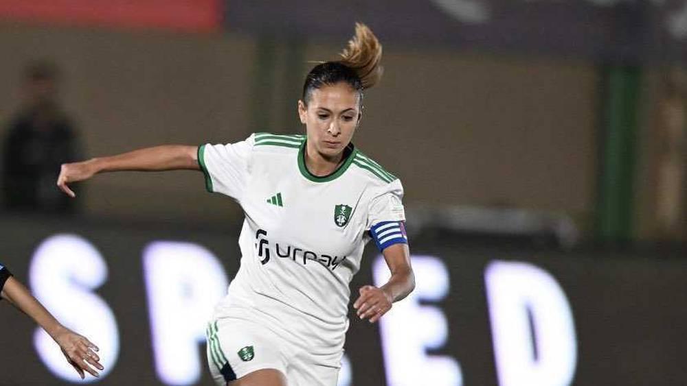 الجرايدي تسجل 8 أهداف وتقود الأهلي لفوز كاسح على البيرق (17-1) ضمن كأس الاتحاد السعودي للسيدات