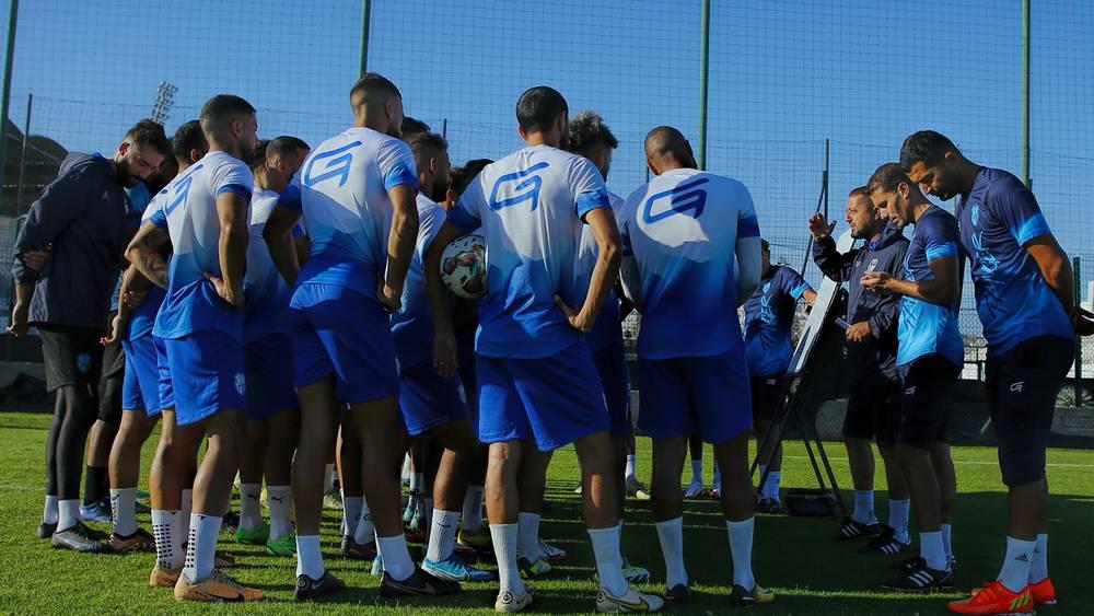 لاعبو اتحاد طنجة يُضربون عن التداريب لليوم الثالث هذا الأسبوع لعدم حصولهم على مستحقاتهم المالية