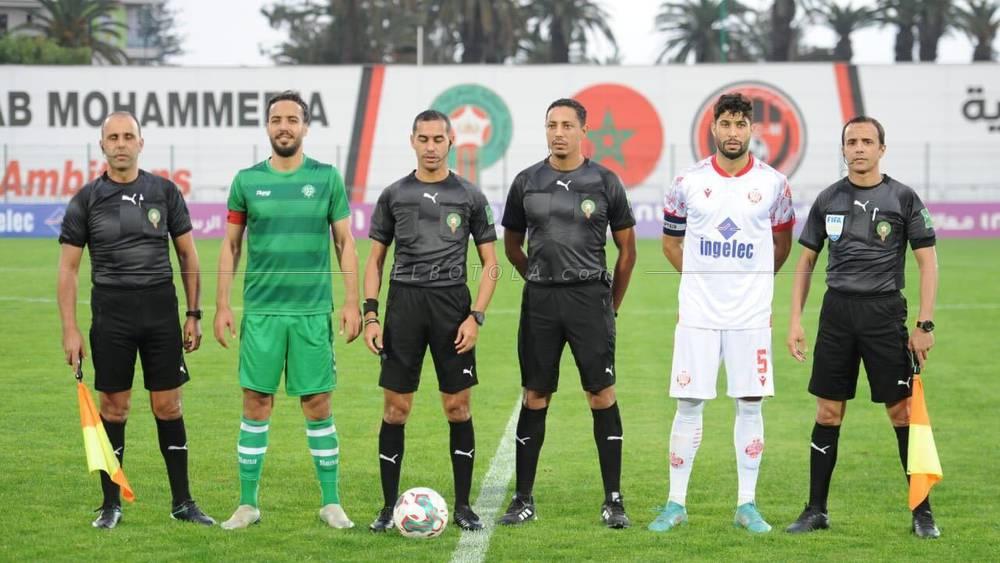 مولودية وجدة يصدر بلاغا يحتج من خلاله على القرارات التحكيمية في مباراته أمام الوداد الرياضي