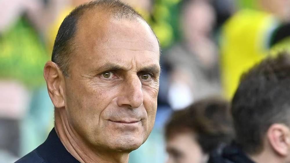 مدرب مونبلييه منتقدا اللاعبين الأفارقة: "البعض يفكر في 'الكان' أكثر من فريقه رغم أنهم يتقاضون الرواتب من النادي وليس من منتخباتهم"