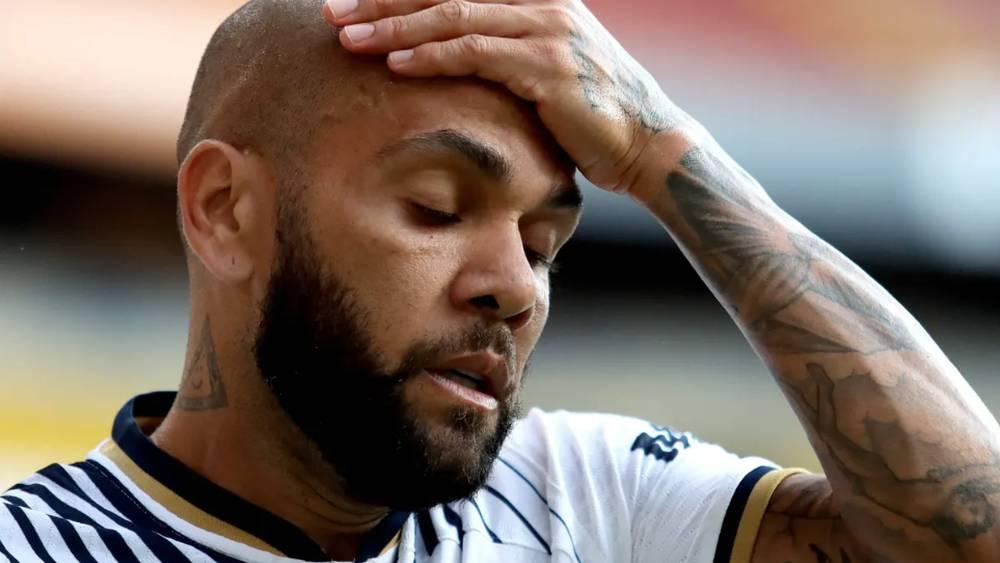 محاكمة داني ألفيس تجرى شهر فبراير القادم والنيابة العامة الإسبانية تسعى للحكم على البرازيلي بالسجن لمدة 9 أعوام