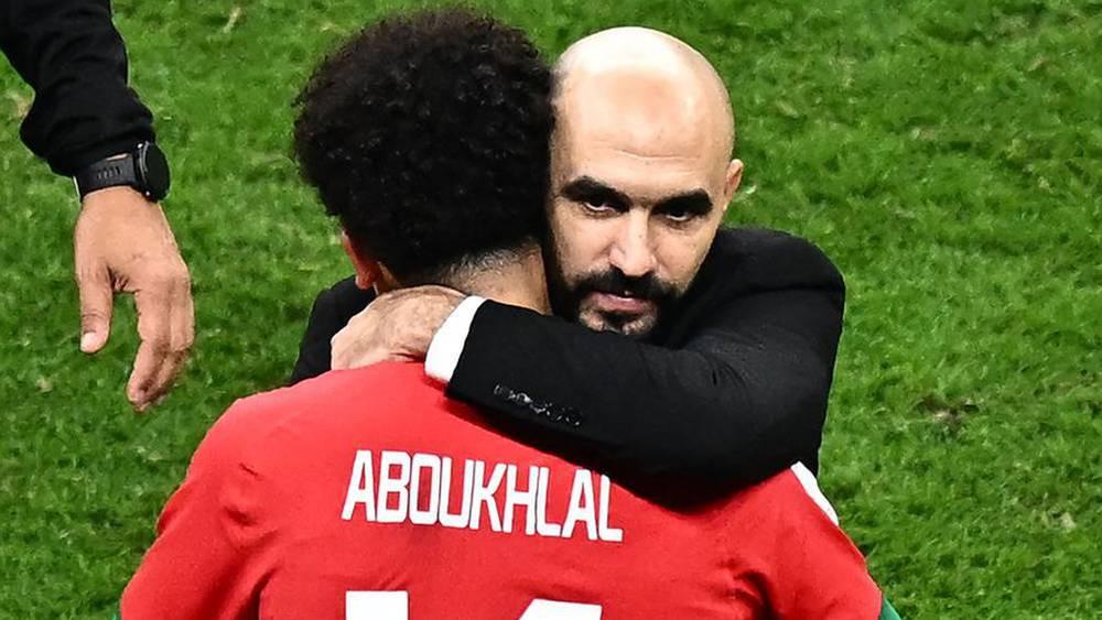 الركراكي يسقط 4 أسماء شاركت في المونديال من القائمة الأولية لـ"الكان" من بينهم أبو خلال "المصاب" والزروري