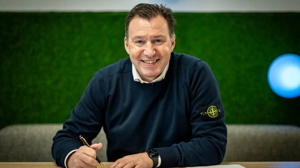 رسميا/ البلجيكي مارك فيلموتس يتولى منصب المدير الرياضي لنادي شالكه الألماني