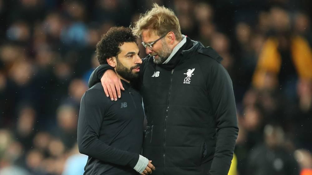 كلوب عن صلاح وإندو: "سأكذب إذا قلت إنني أتمنى لهما حظا سعيدا.. آمل أن يخرجا من دور المجموعات"