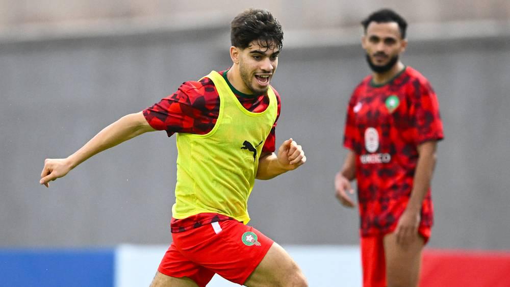 الزلزولي: "نُحاول التأقلم مع الطقس وتركيزنا مُنصب على مباراتنا الأولى في 'الكان'"