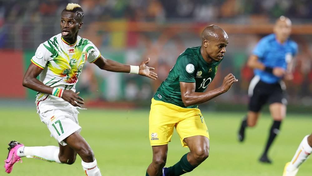 "كان الكوت ديفوار"/ منتخب مالي ينتصر على جنوب أفريقيا (2-0) ويحتل صدارة المجموعة الخامسة