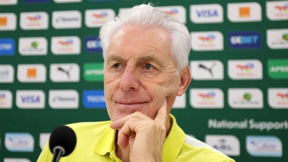 هوغو بروس (مدرب جنوب أفريقيا): "لدينا فريق جيد وهدفنا الوصول إلى النهائي"