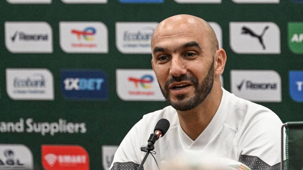 الركراكي: "لماذا علينا تغيير طريقة لعبنا؟ حققنا مسارا جيدا لحدود اللحظة رغم معاناتنا أمام حرارة ورطوبة سان بيدرو"