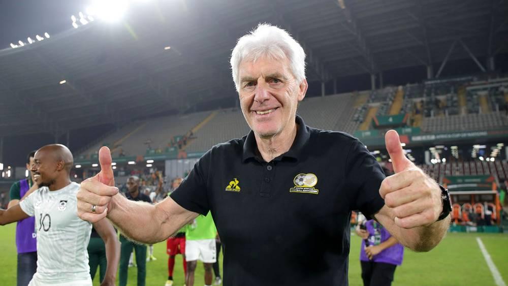 بروس مدرب جنوب أفريقيا: "الآن نطمح للفوز بكأس أفريقيا"