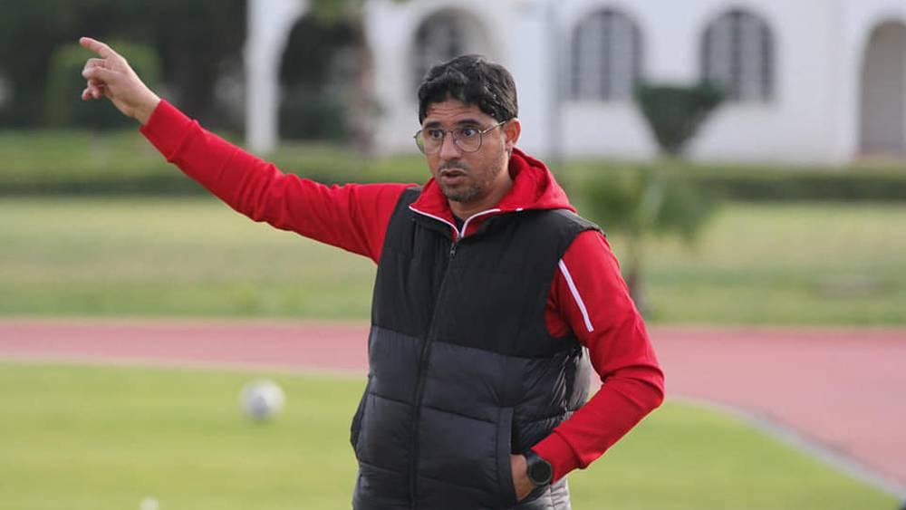 رسميا/ المغرب التطواني يعلن فسخ تعاقده مع المدرب الإسماعيلي العلوي بسبب سوء النتائج