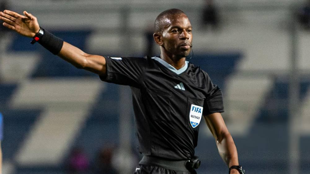 تقارير/ السنغالي "عيسى سي" حكما لنهائي "الكان" بين الكوت ديفوار ونيجيريا