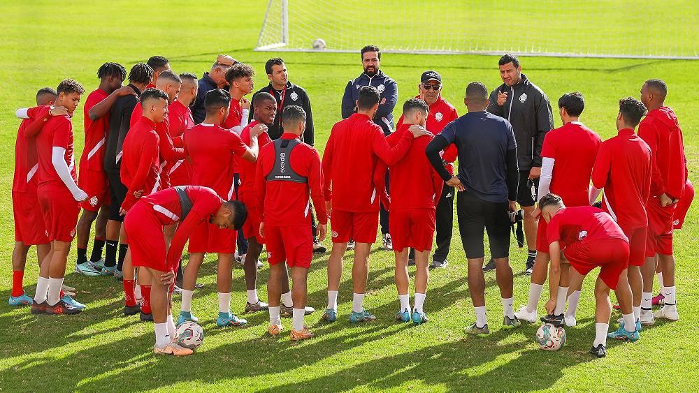 الوداد يخوض حصة تدريبية صباحية بمركب بنجلون قبل السفر نحو بوتسوانا تأهبا لمواجهة جوانينغ غالاكسي