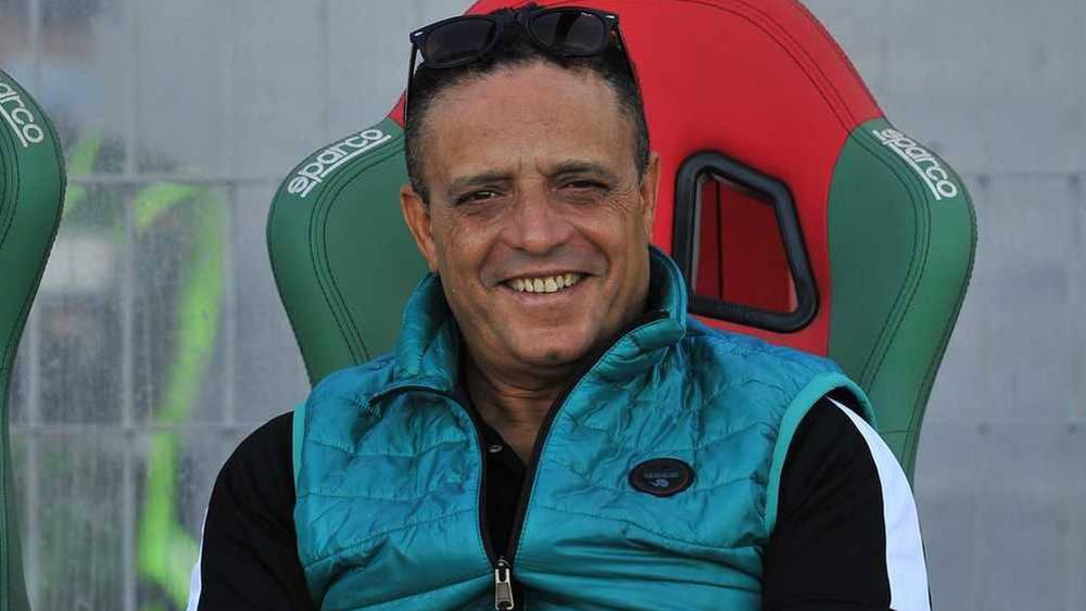 نجار (مدرب يوسفية برشيد): "العديد من الأسماء غادرت الفريق وتبقى لدينا 20 لاعبا فقط لإكمال الموسم"