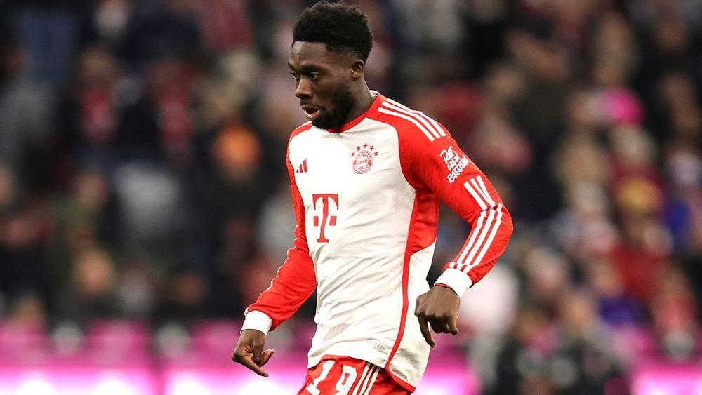 إبيرل (المدير الرياضي للبارين) عن إمكانية انتقال ديفيز إلى الريال: "لايرغب أي نادٍ في خسارة لاعبيه بالمجان ونحن في محادثات مع وكيل أعمال ألفونسو"