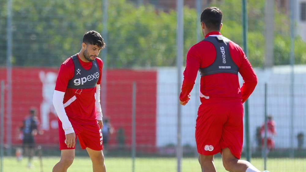 الوداد يخوض ثاني حصصه التدريبية بمركب بنجلون استعدادا لمواجهة أسيك ميموزا الإيفواري