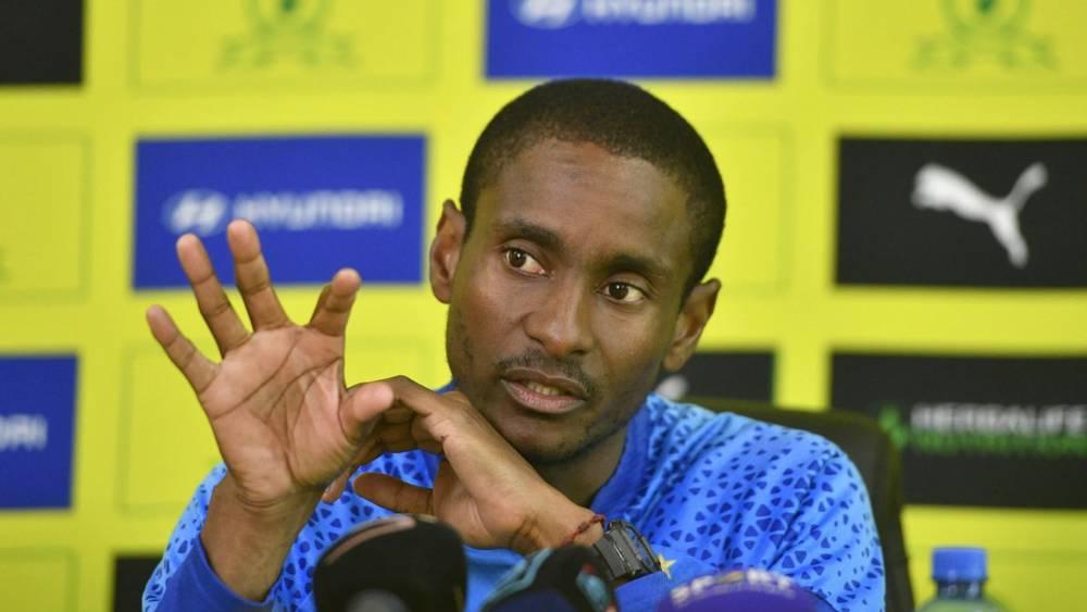 موكوينا (مدرب سان داونز): "لا نطمح فقط لأن نكون الأفضل في أفريقيا لكننا نسعى كذلك للعالمية والمشاركة في مونديال الأندية 2025"