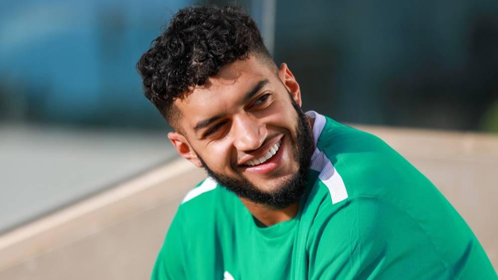 أيندهوفن الهولندي يحدد سعر المغربي صيباري في 20 مليون يورو وباريس سان جيرمان يراقب اللاعب