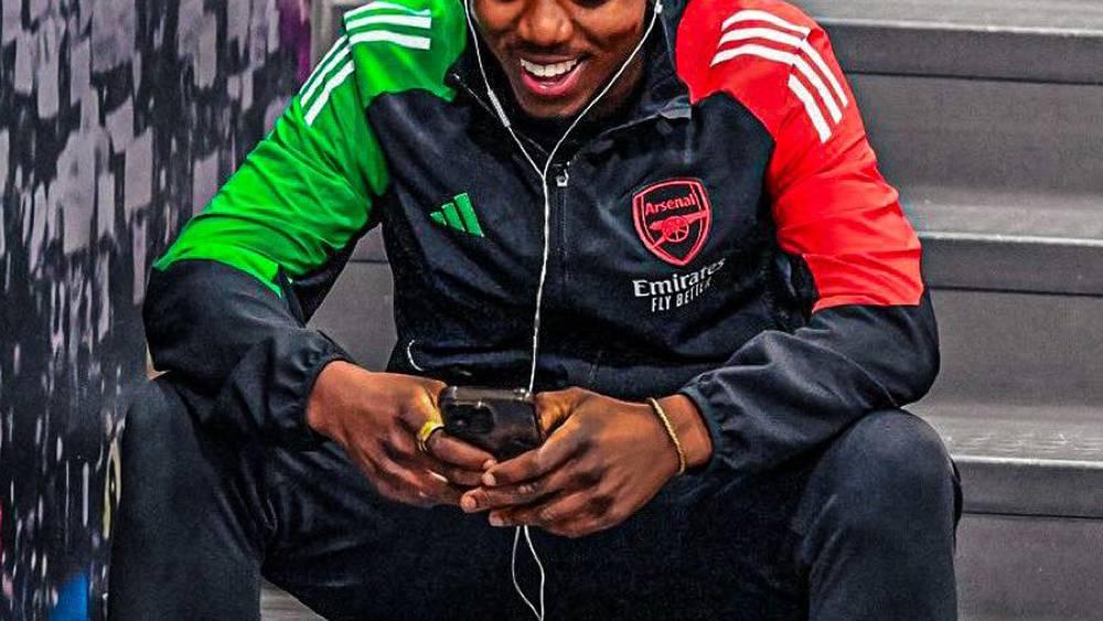 لويس سكيلي (لاعب أرسنال) عن رفض بيلينغهام مصافحته: "سألته عن مكان الريمونتادا!"