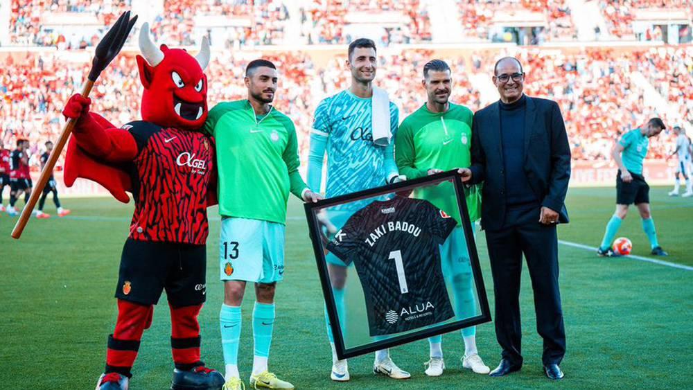 تكريم خاص من ريال مايوركا لـ"أسطورته" بادو الزاكي قبل انطلاق مباراته أمام ليغانيس في "الليغا"