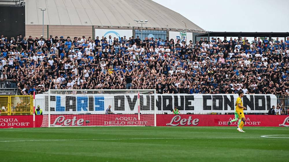 مقتل مشجع أتالانتا في اشتباكات بين الجماهير