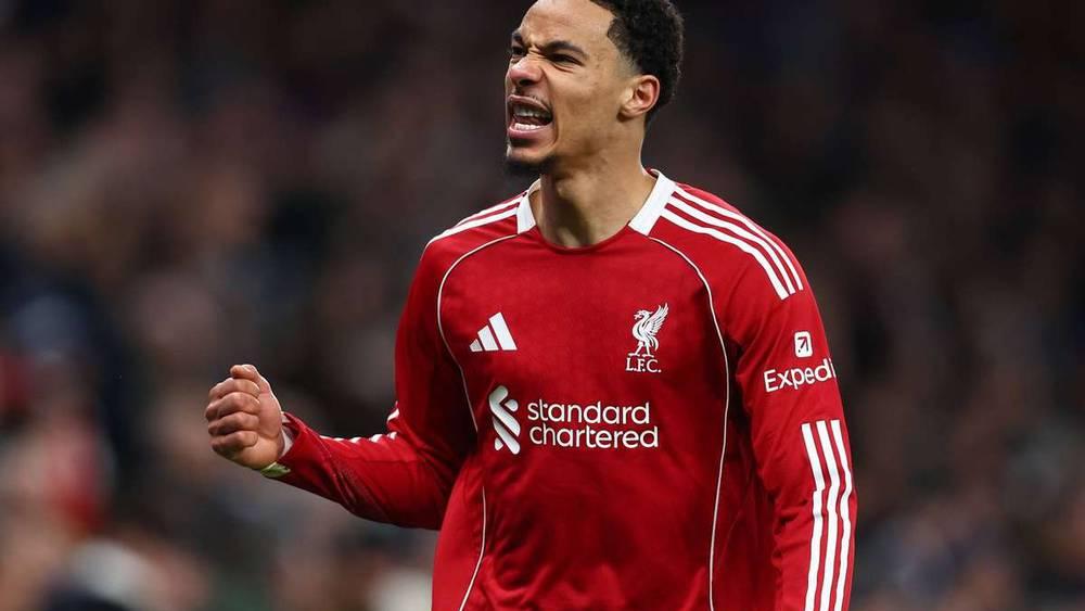 رايس يتحدث عن خيارات سلوت الهجومية في ليفربول بعد إصابة إيساك