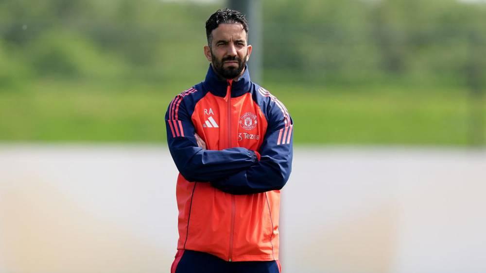 إصابة قائد مانشستر يونايتد برونو فيرنانديز تثير القلق