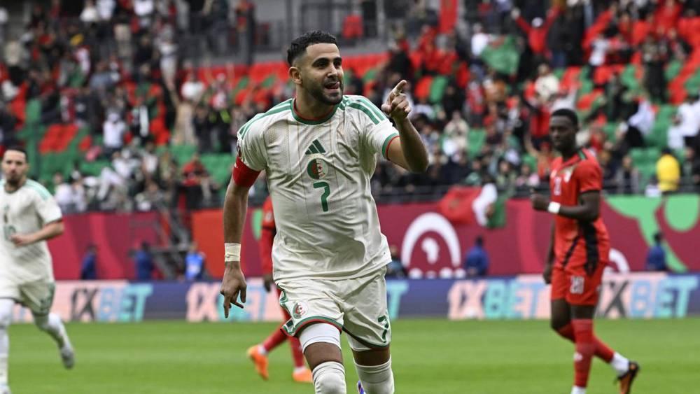 رياض محرز الهداف التاريخي للجزائر في كأس الأمم الإفريقية