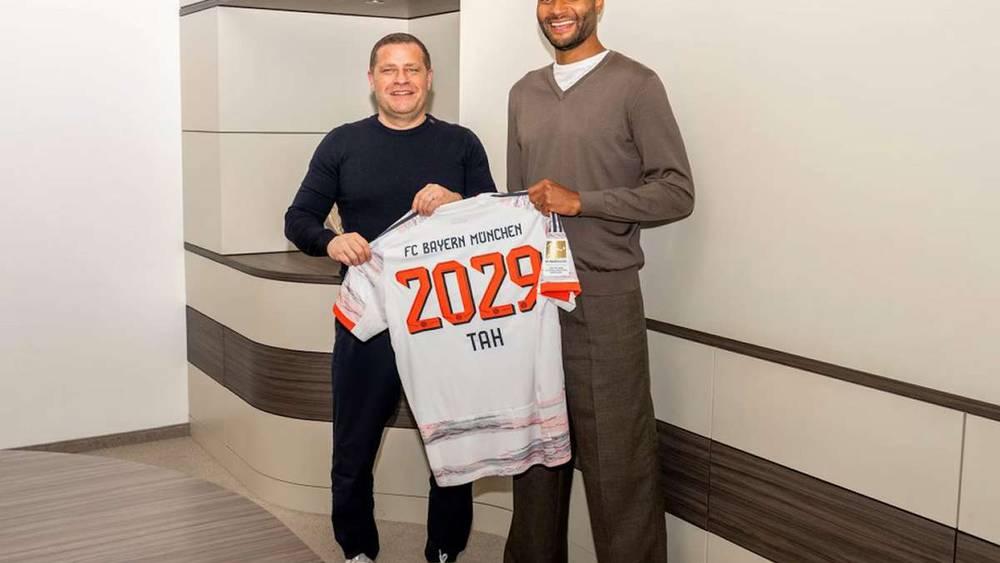 تاه يشيد بـ كومباني: عامل حاسم في انتقالي وتدريباته استثنائية