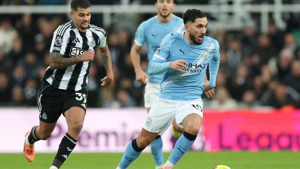 غوارديولا يشيد بريان شرقي بعد تألقه مع مانشستر سيتي