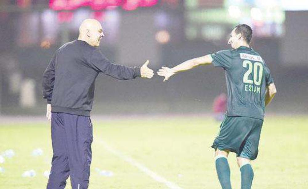 جروس : سراج من المقاتلين داخل الملعب و غيابه محزن