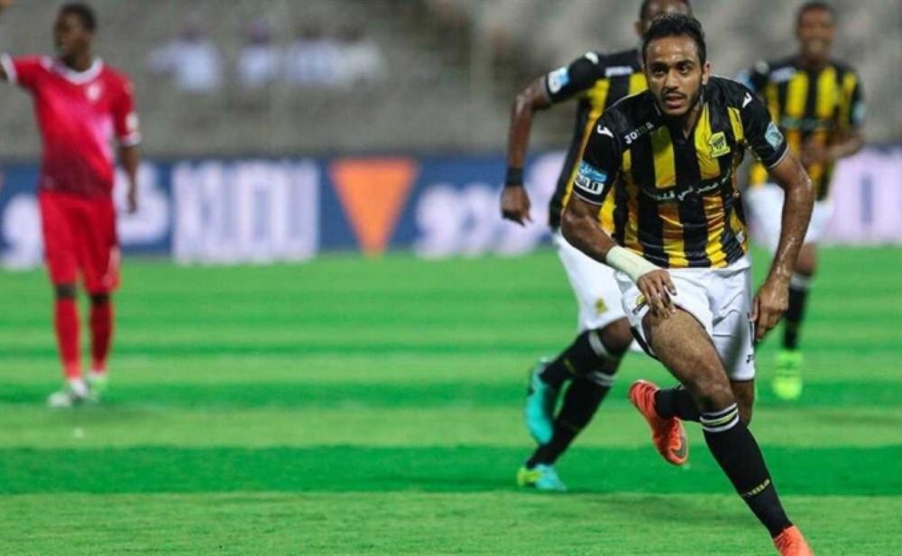 رئيس الاتحاد يكشف حقيقة خلاف كهربا مع راكب في الطائرة