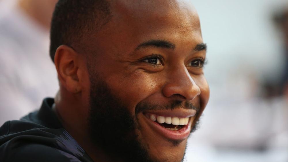 سترلينج: بلوغ ربع نهائي المونديال لا يكفي إنجلترا