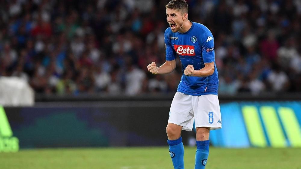 السيتي يرفع عرضه لضم نجم نابولي