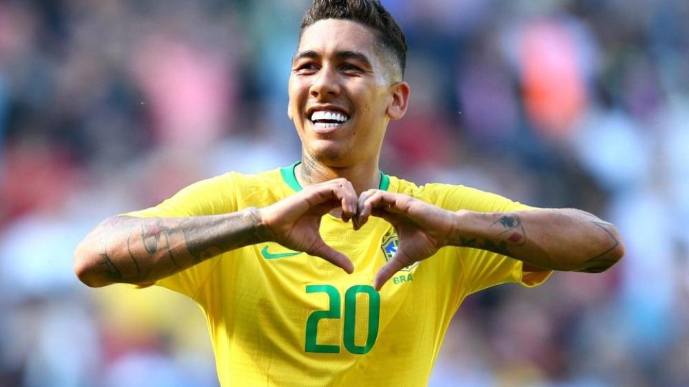 روبيرتو كارلوس "يُحرج" تيتي بسبب فيرمينو